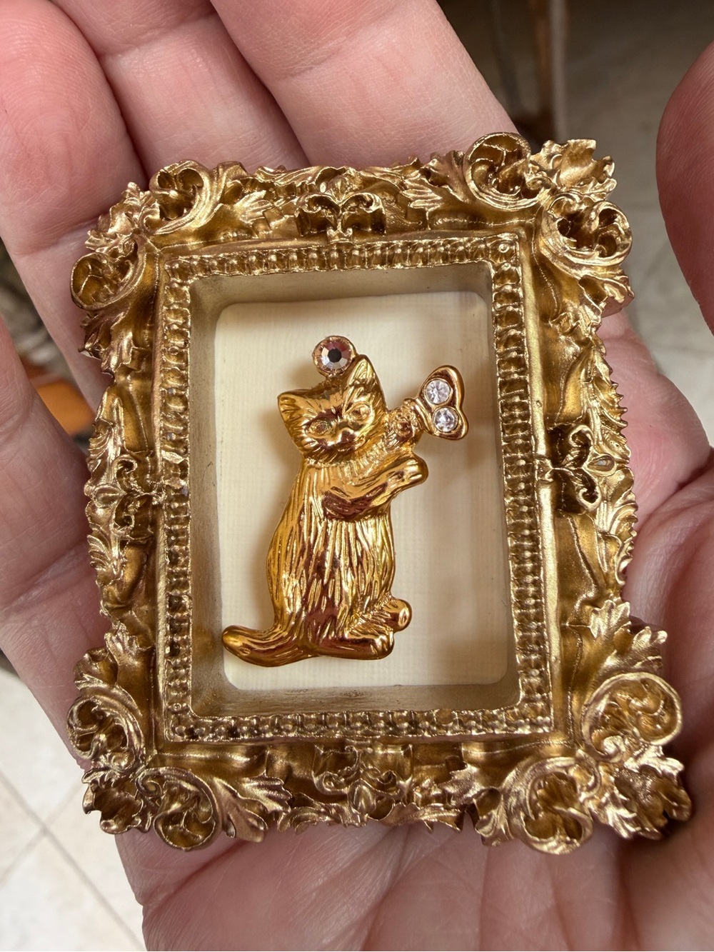 Tiny Framed Avon Cat Art With Magnet for  Refrigerator + Stand • Gold Mini Frame